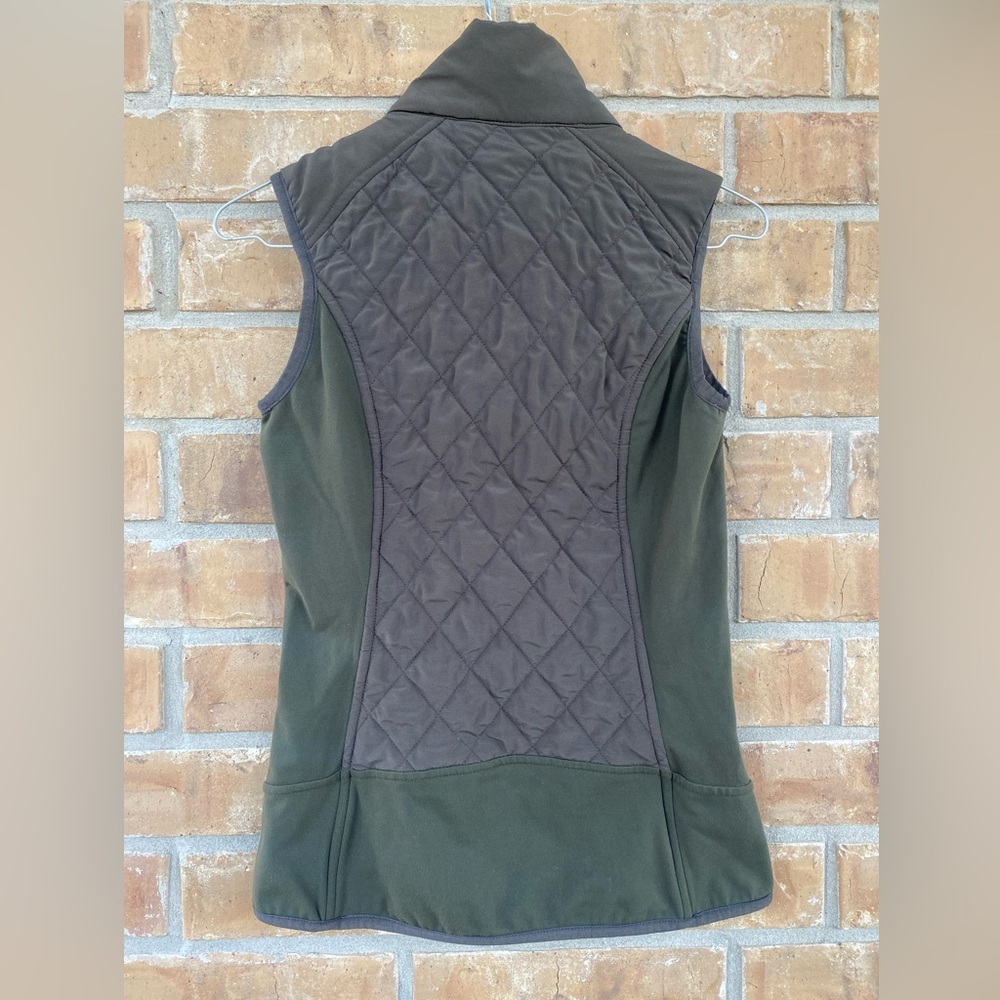 Athleta Upside Quilted Vest in Green ~ Size XXS - Picture 7 of 11